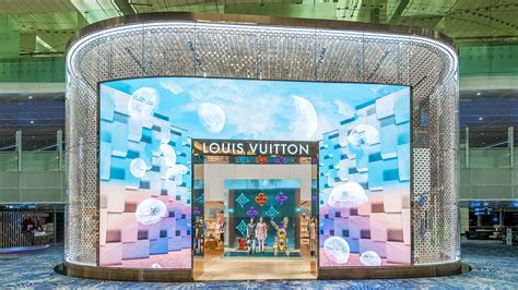 is louis vuitton cheaper in singapore than us|singapore louis vuitton store.